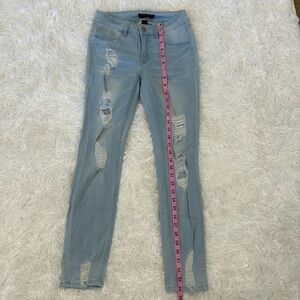 Skinny ripped jeans